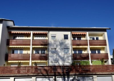 Traum Ausblick – große 3 Zimmer Wohnung EBK, 2 Duschbäder, Teilmöbl.+Garage in ruhiger Zentrumslage